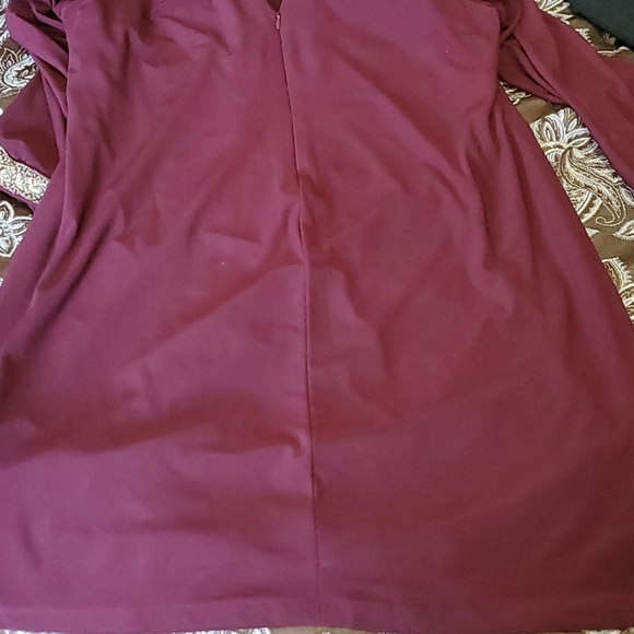 Dress - Picture 6 of 6